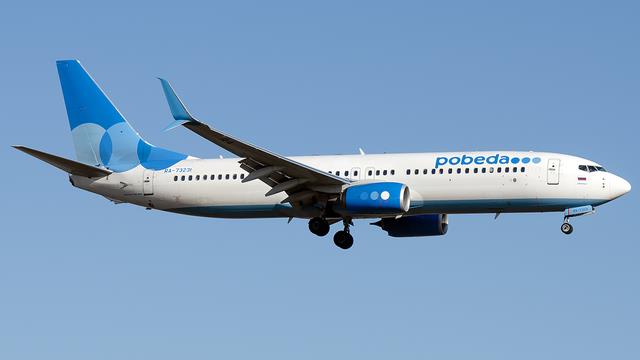 RA-73231:Boeing 737-800:Air 2000